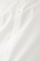 قميص مزين كليا بنقشة شعار الماركة جاكار